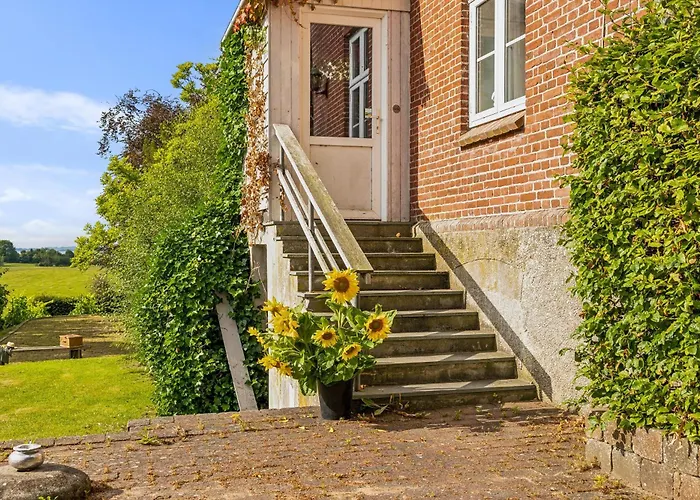 Semesterbostad Rondegaard - Main House